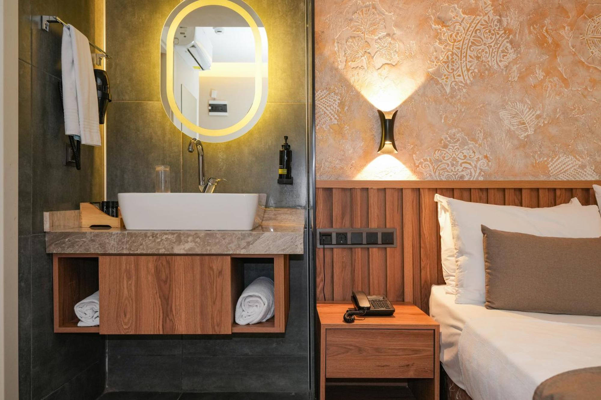 Der Inn Lara Antalya Extérieur photo